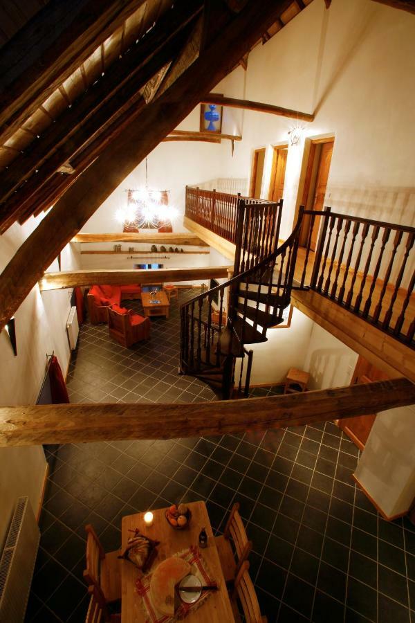 ヴァロワールChez Le Marquis Du Pontetアパートメント エクステリア 写真